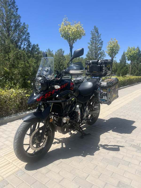 豪爵铃木 DL250