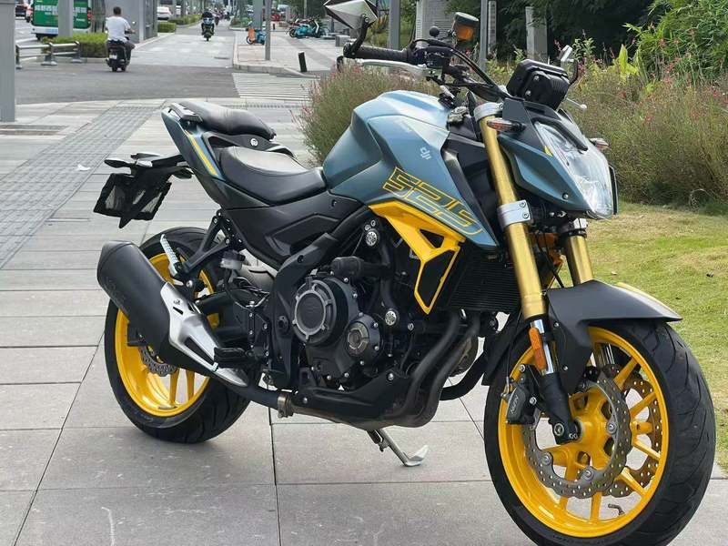 无极 525R