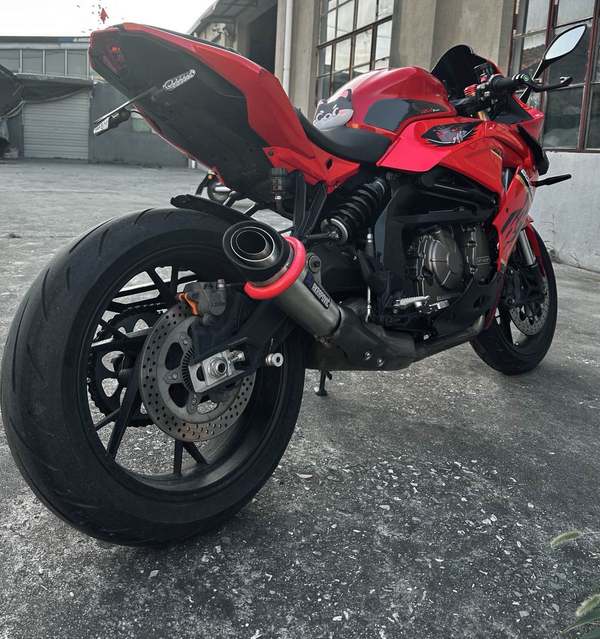 QJMOTOR 赛600