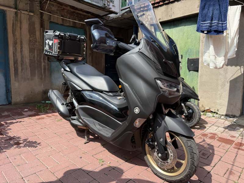 雅马哈 NMAX