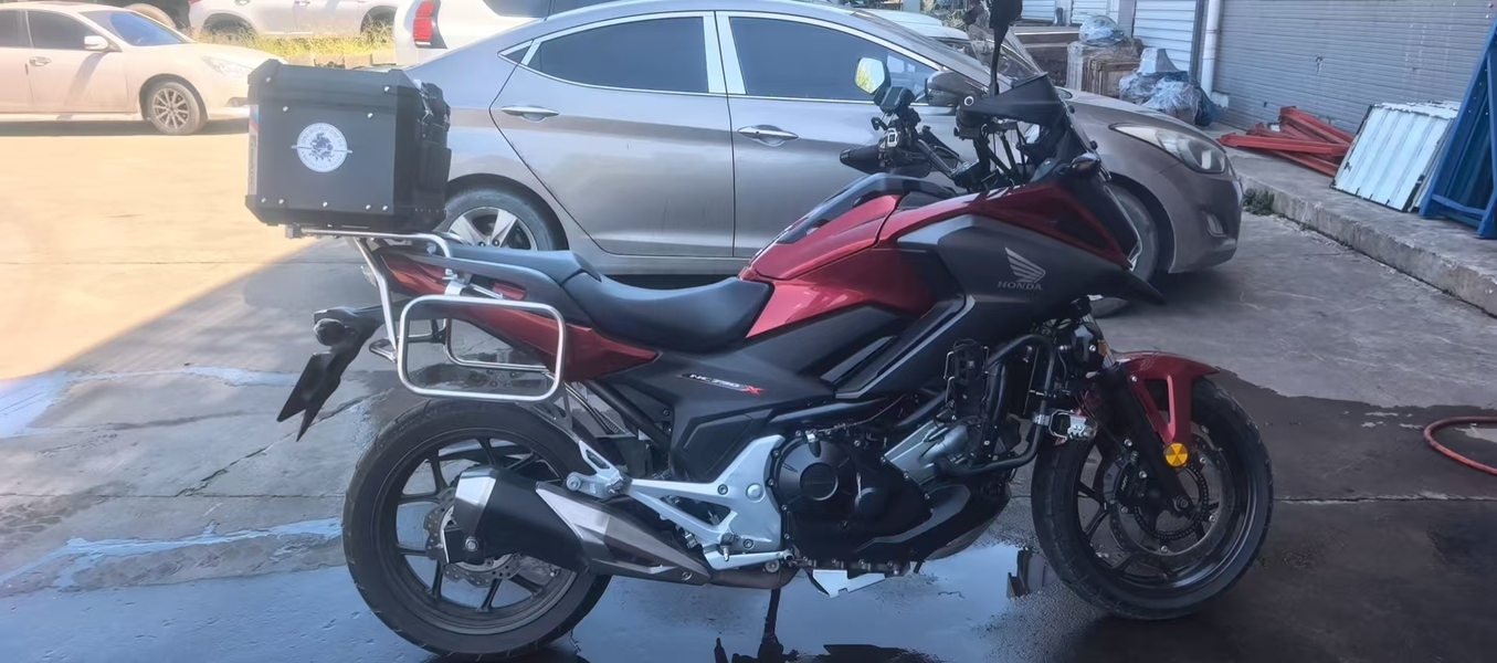 本田DREAMWING NC750X