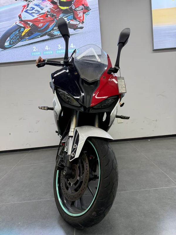 QJMOTOR 赛250