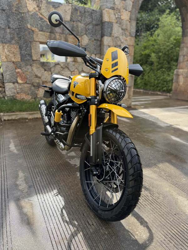 凯旋 Scrambler 400 X