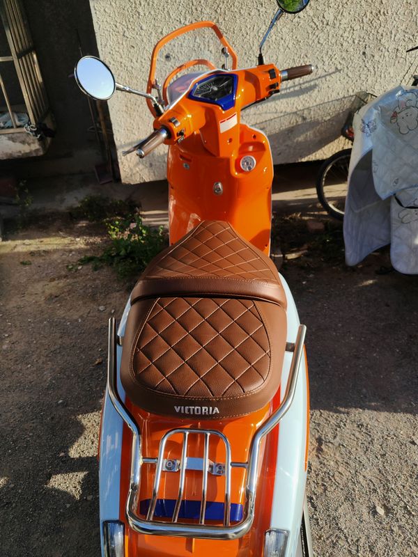 维多利亚 Sixties 300i