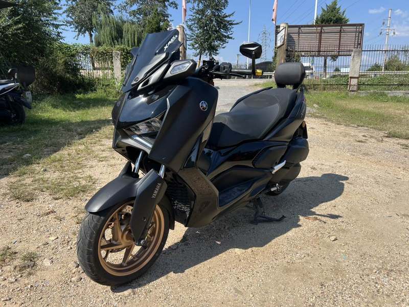 雅马哈 XMAX
