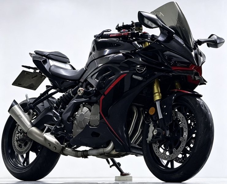 QJMOTOR 赛600