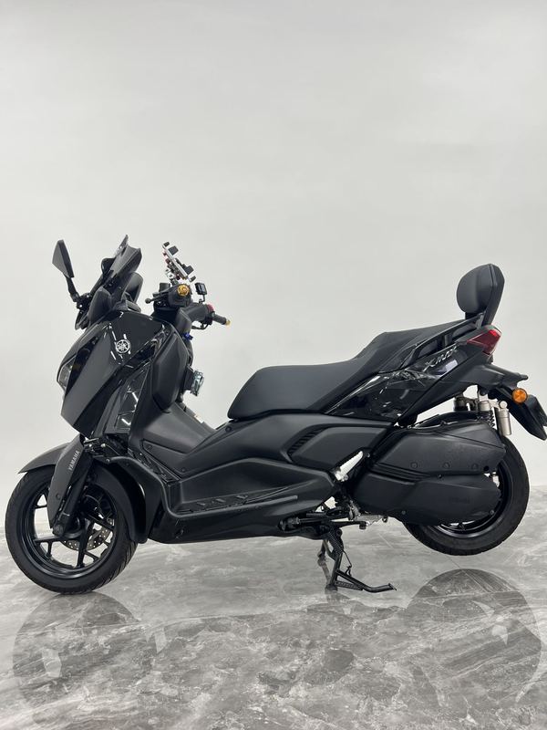 雅马哈 XMAX