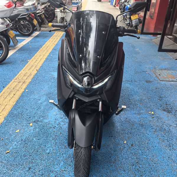 雅马哈 NMAX