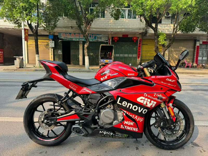 春风 250SR