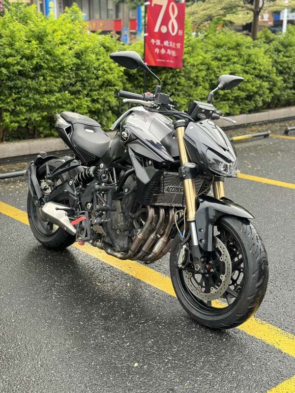 QJMOTOR 追600