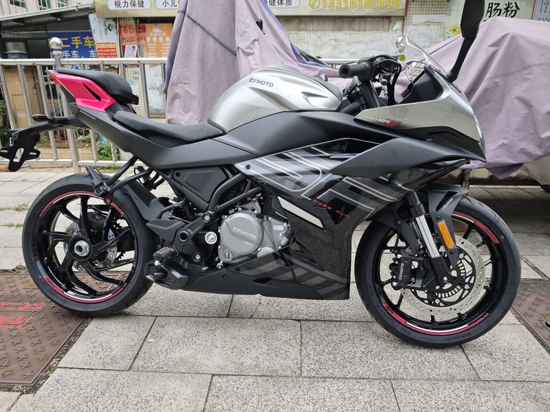 春风 250SR