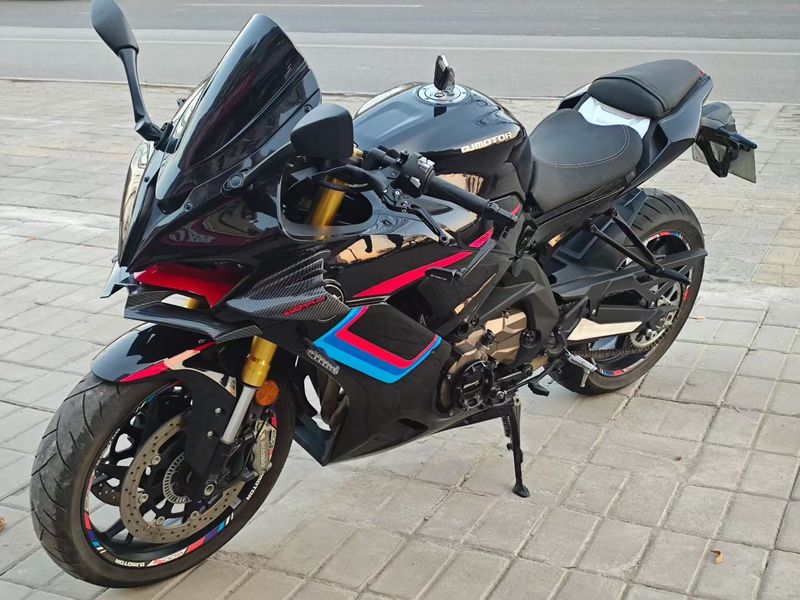 QJMOTOR 赛600