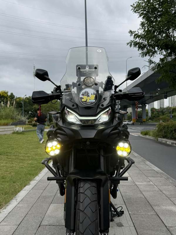 春风 700MT