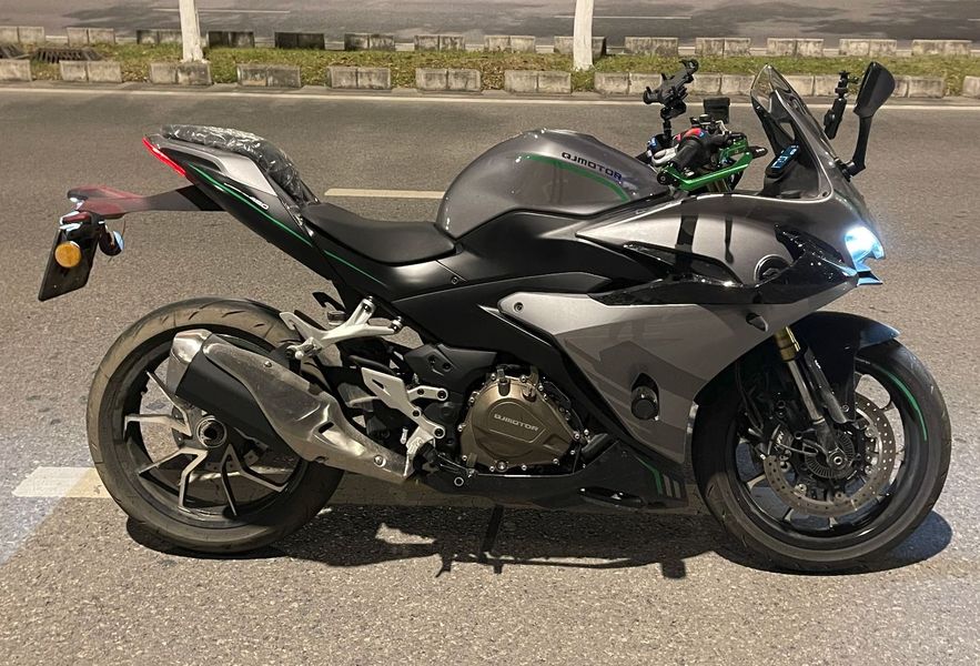 QJMOTOR 赛450