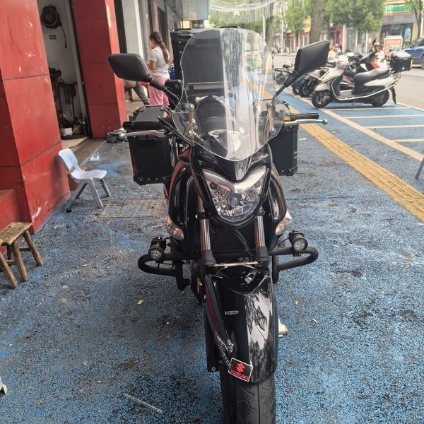 豪爵铃木 骊驰 GW250