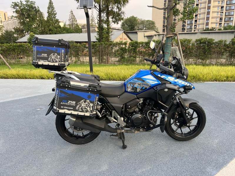 豪爵铃木 DL250