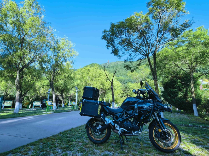 贝纳利 金鹏 TRK502