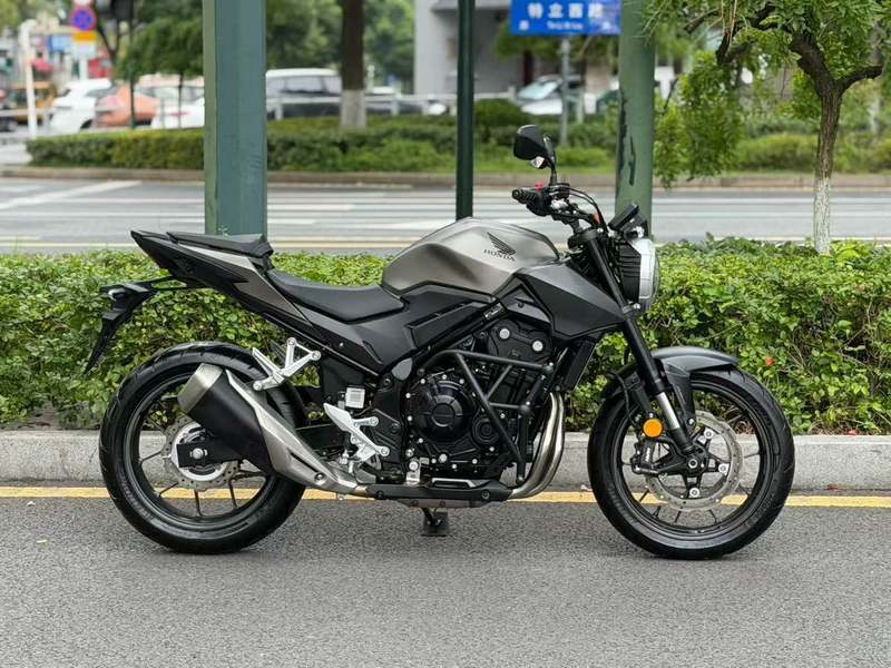 本田WING CB400F