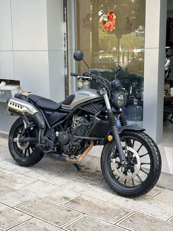 本田WING CL300