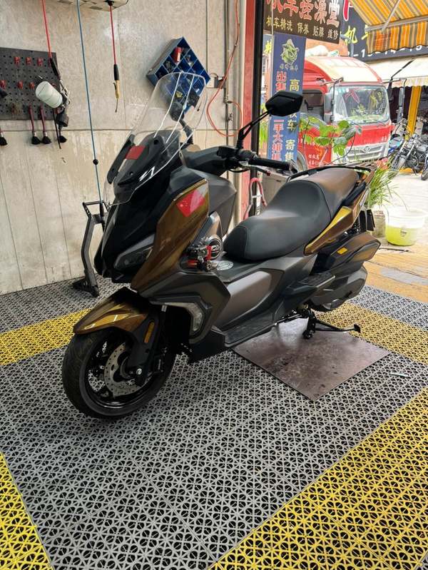 QJMOTOR 鸿350