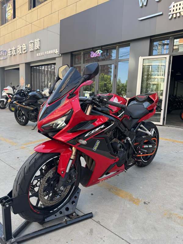 本田DREAMWING CBR650R