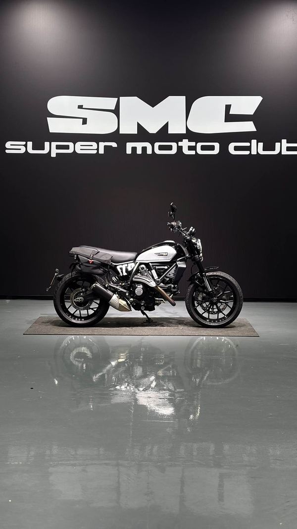 杜卡迪 Scrambler 800