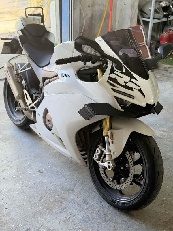 张雪机车 500RR