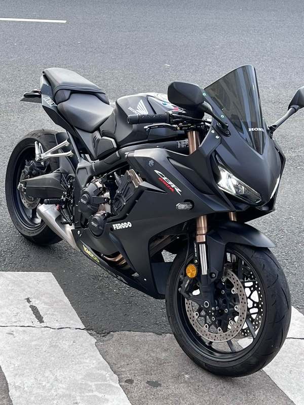 本田DREAMWING CBR650R