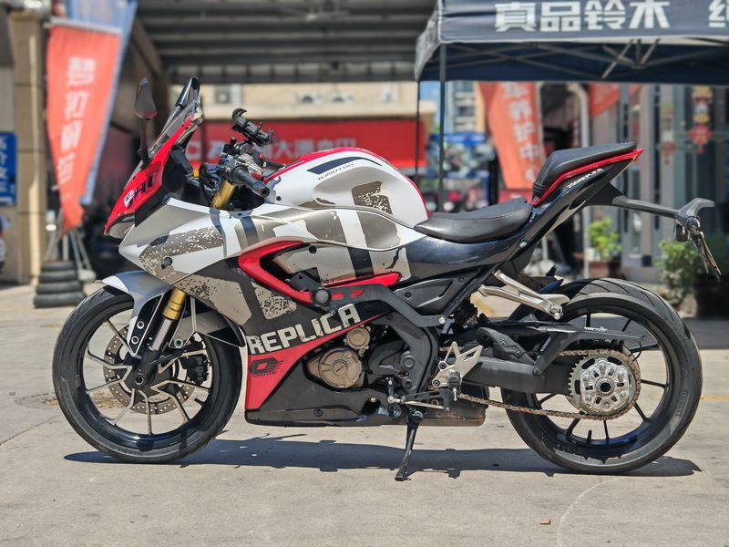 QJMOTOR 赛250