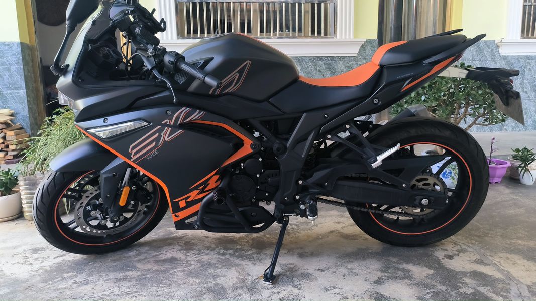 无极 300RR