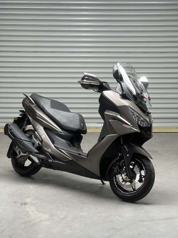 光阳 赛艇 ST250