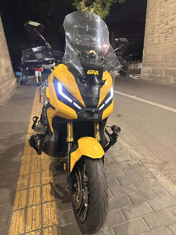 本田DREAMWING X-ADV 750