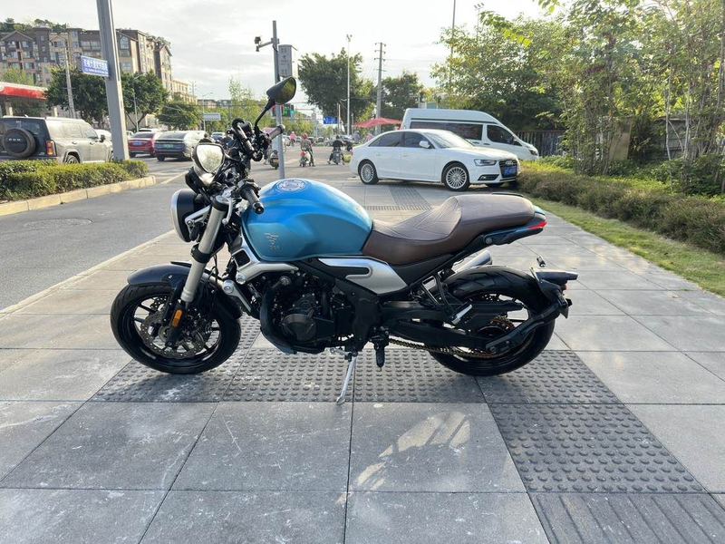 无极 500AC