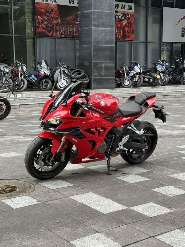 QJMOTOR 赛600