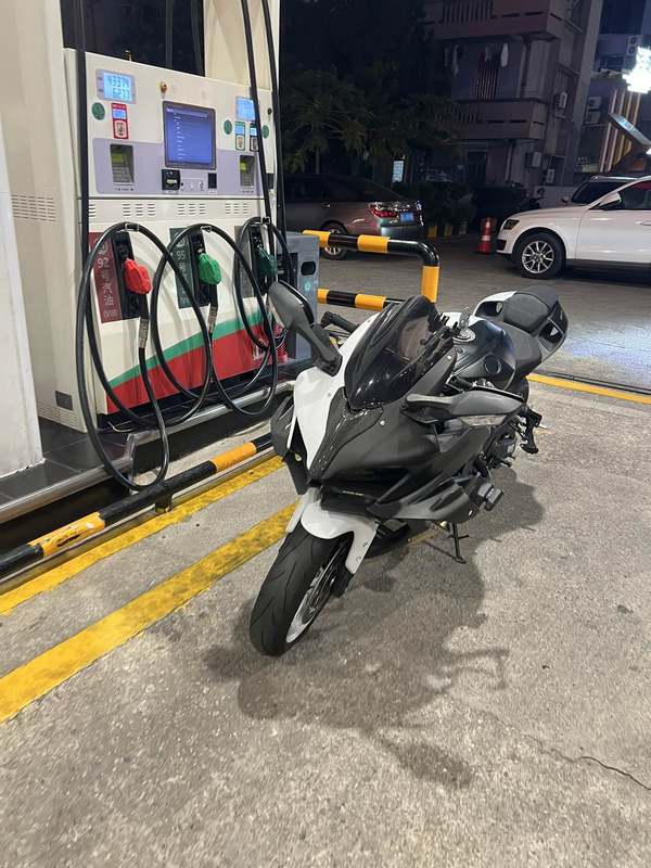 QJMOTOR 赛800