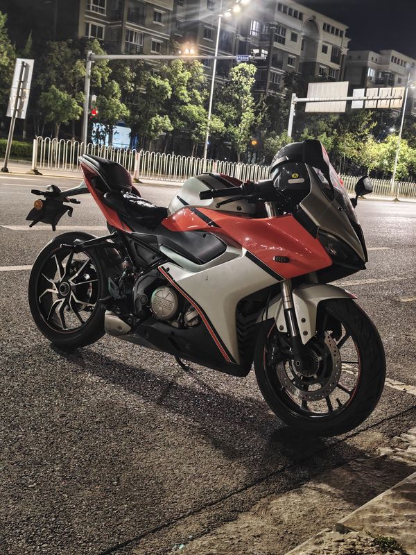 QJMOTOR 赛250