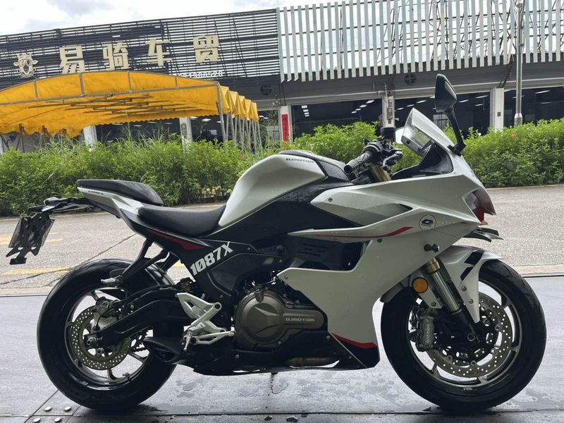QJMOTOR 赛550