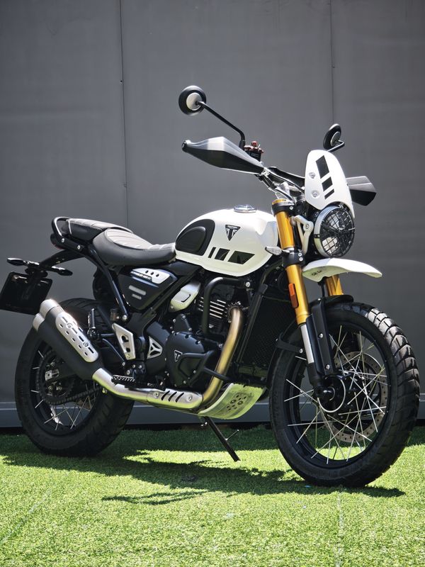 凯旋 Scrambler 400 X
