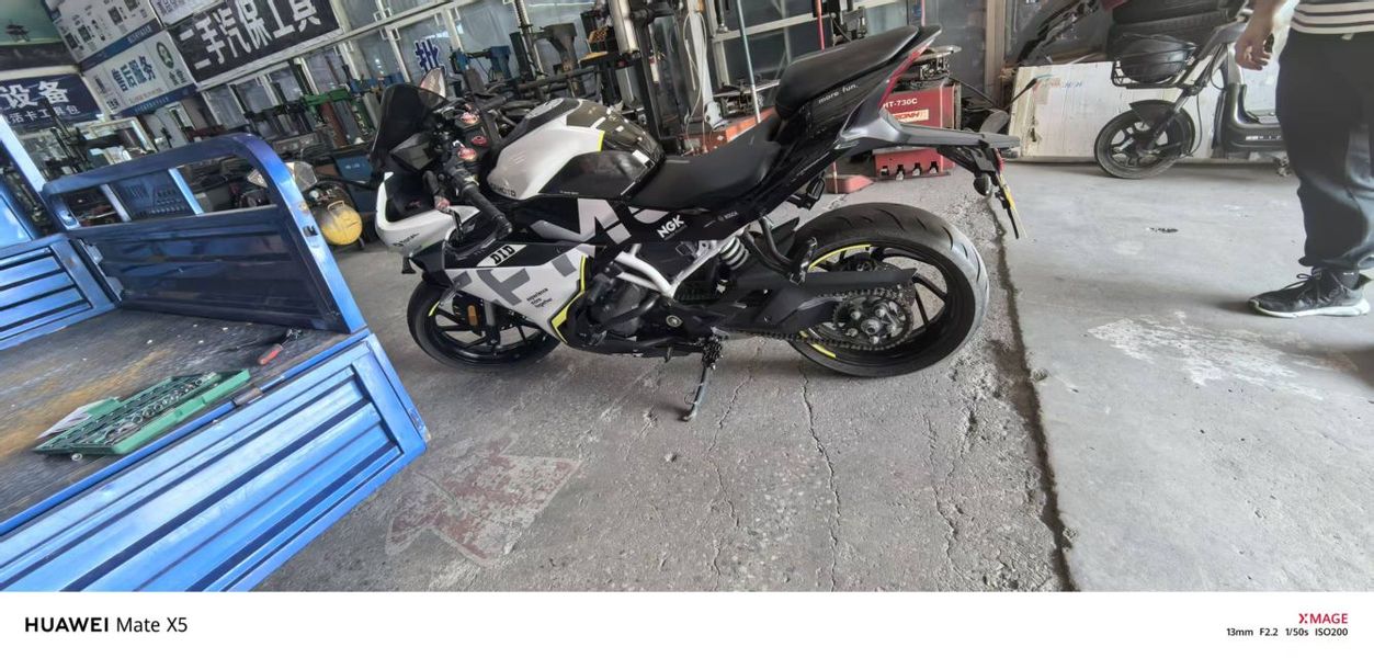 春风 250SR