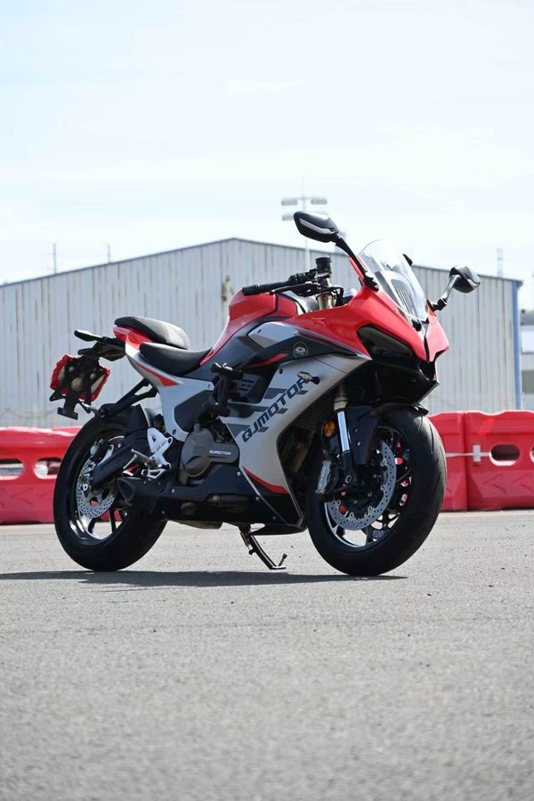 QJMOTOR 赛550