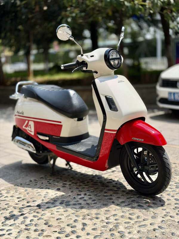 新大洲本田 NS125LA