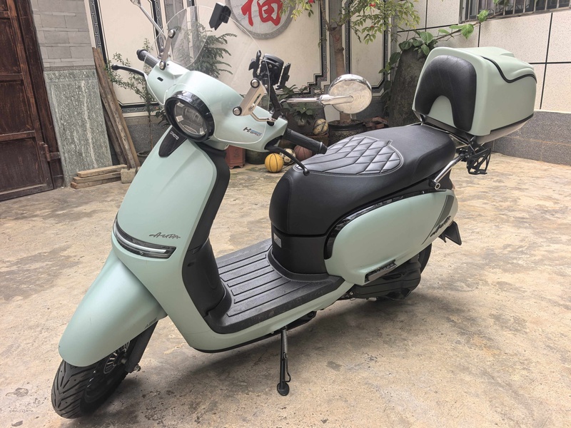春风 125AURA
