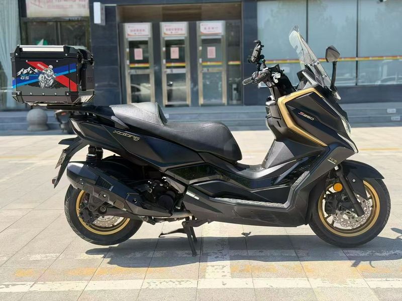 光阳 赛艇 S250