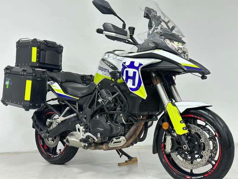 QJMOTOR 骁500