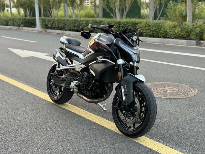 春风 800NK