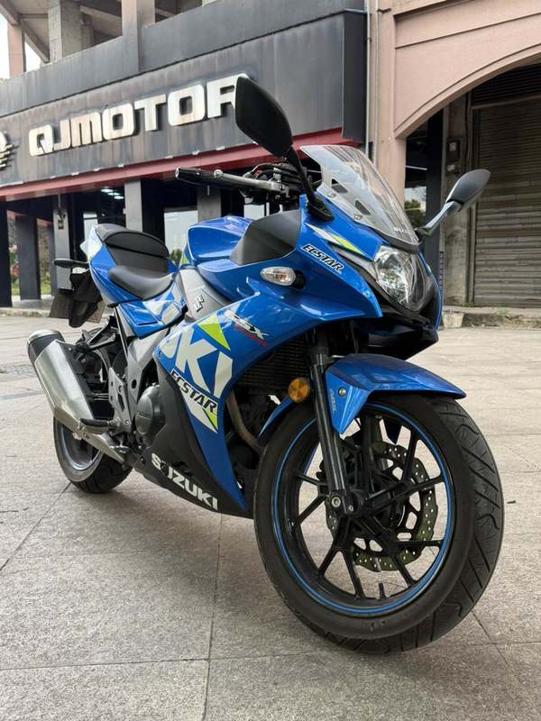 豪爵铃木 GSX250R