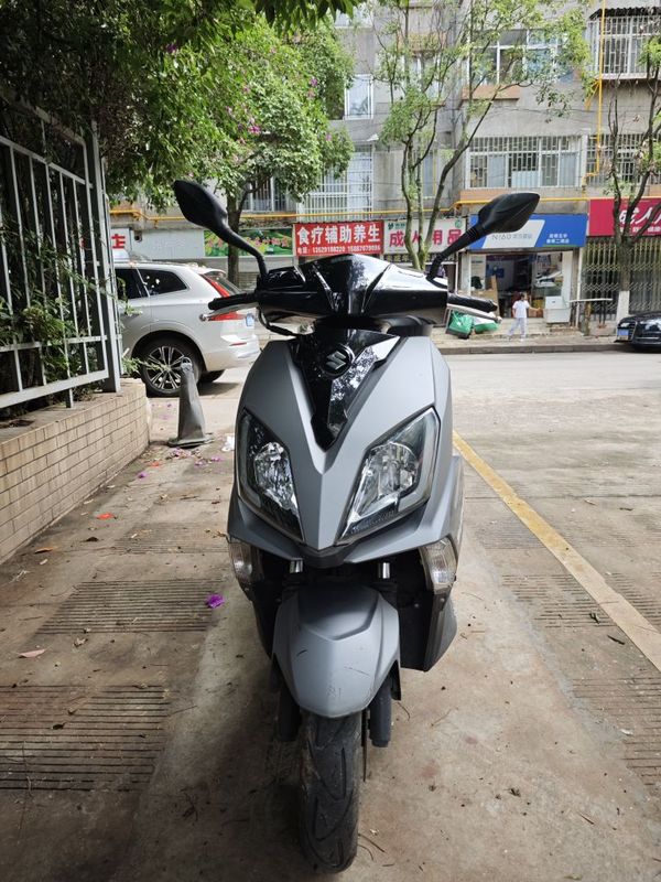 济南铃木 UY125