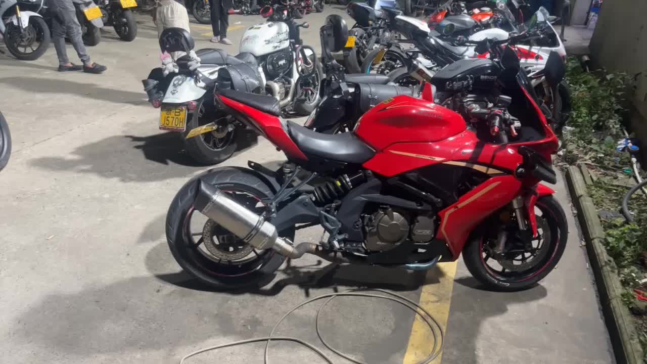 QJMOTOR 赛600