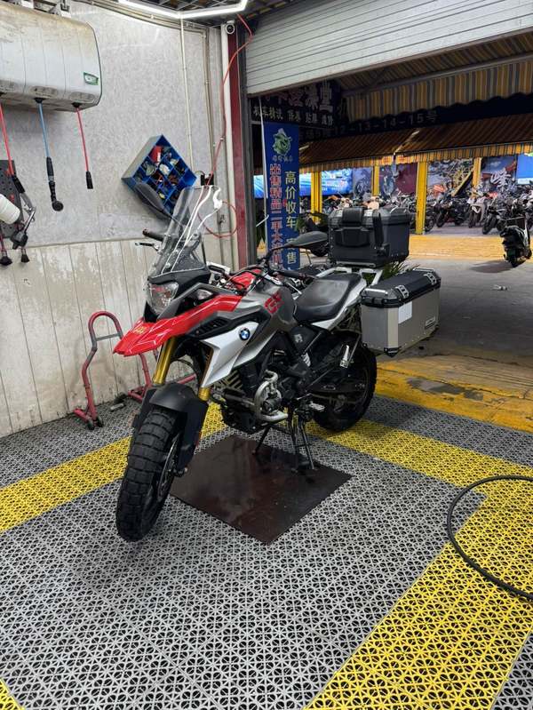 宝马 G 310 GS