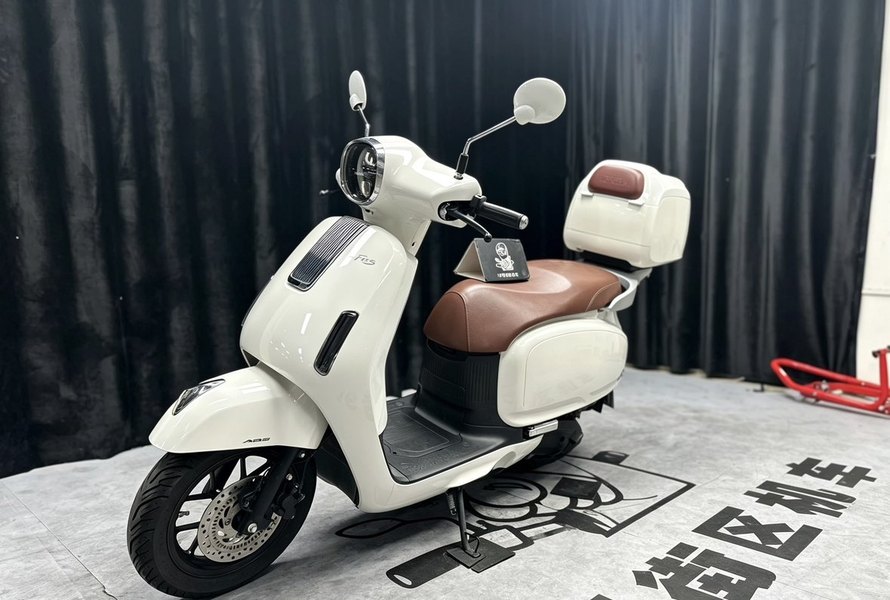 五羊本田 NWF125